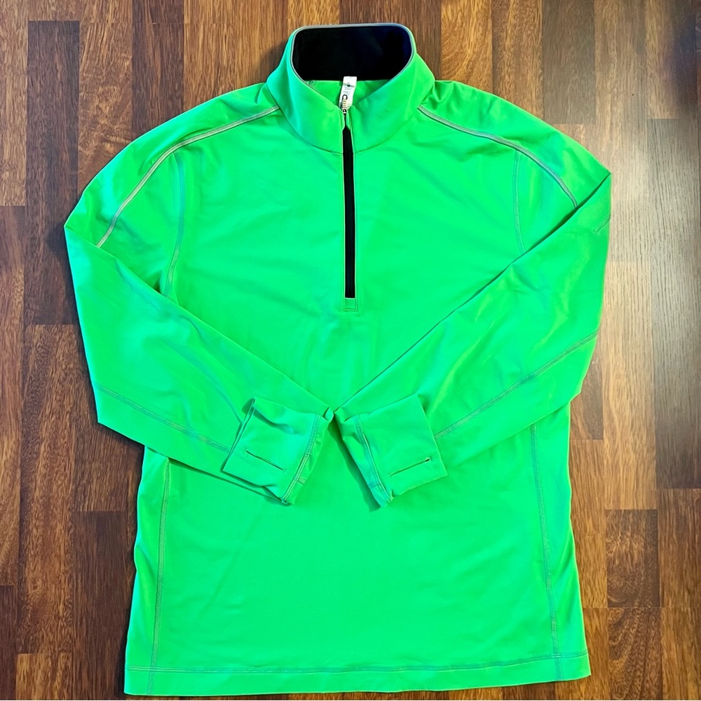 Like new XL Lululemon top. Great for Spring/Fall weather!!